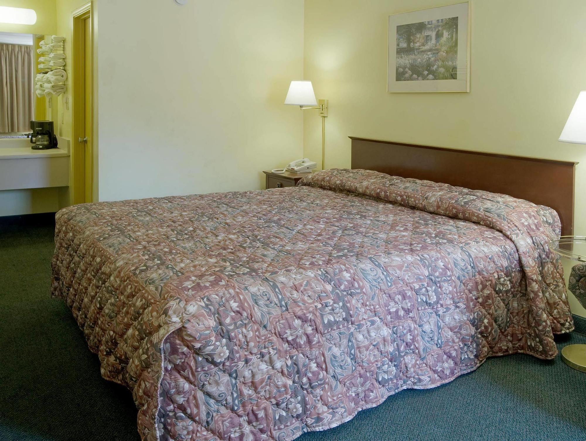 Americas Best Value Inn Tuscaloosa Zewnętrze zdjęcie