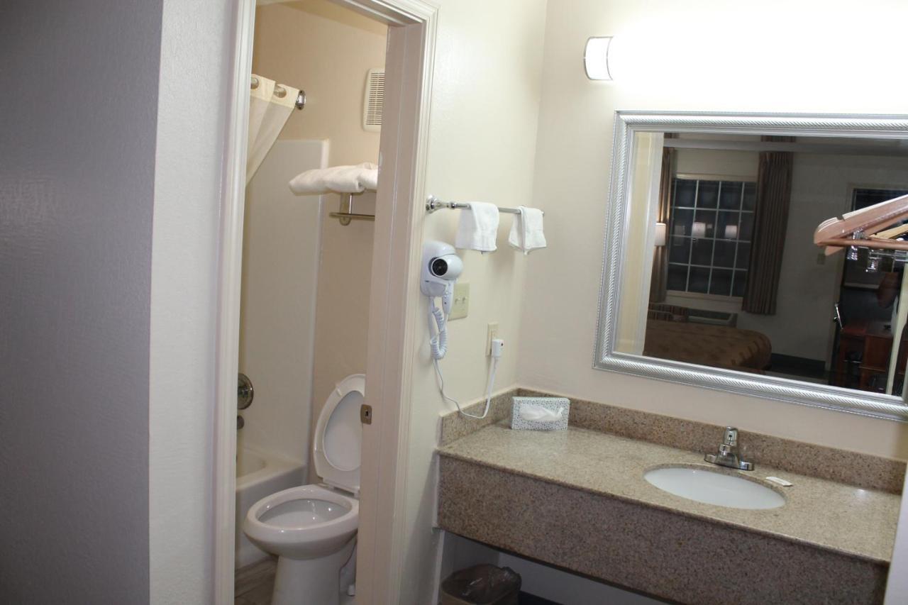 Americas Best Value Inn Tuscaloosa Zewnętrze zdjęcie