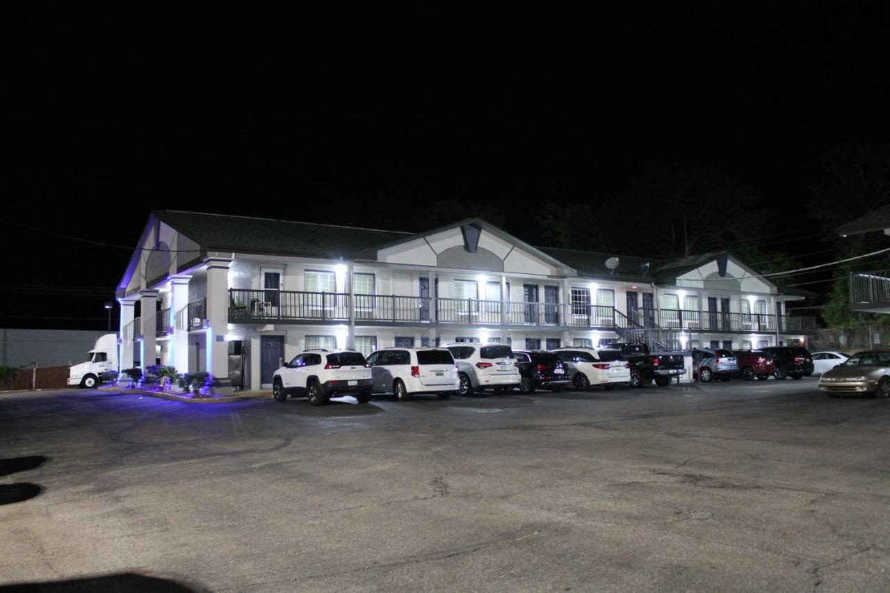 Americas Best Value Inn Tuscaloosa Zewnętrze zdjęcie